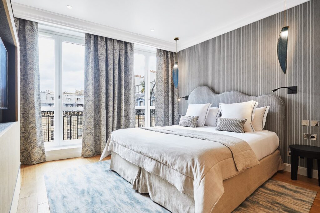 grand hotel du palais royal chambre