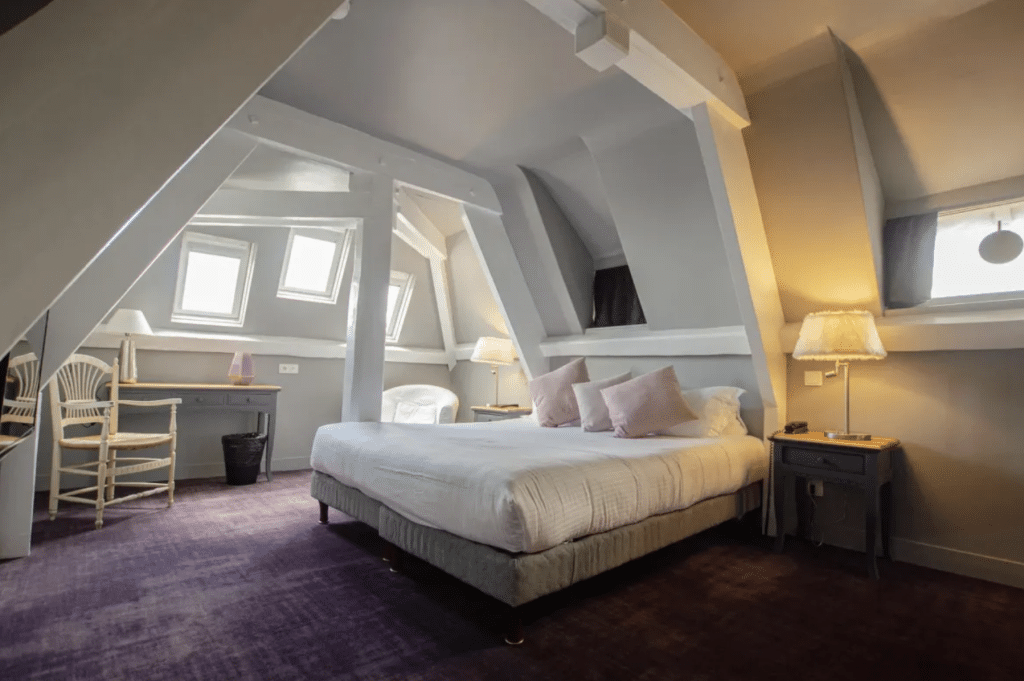 chambre domaine de la corniche