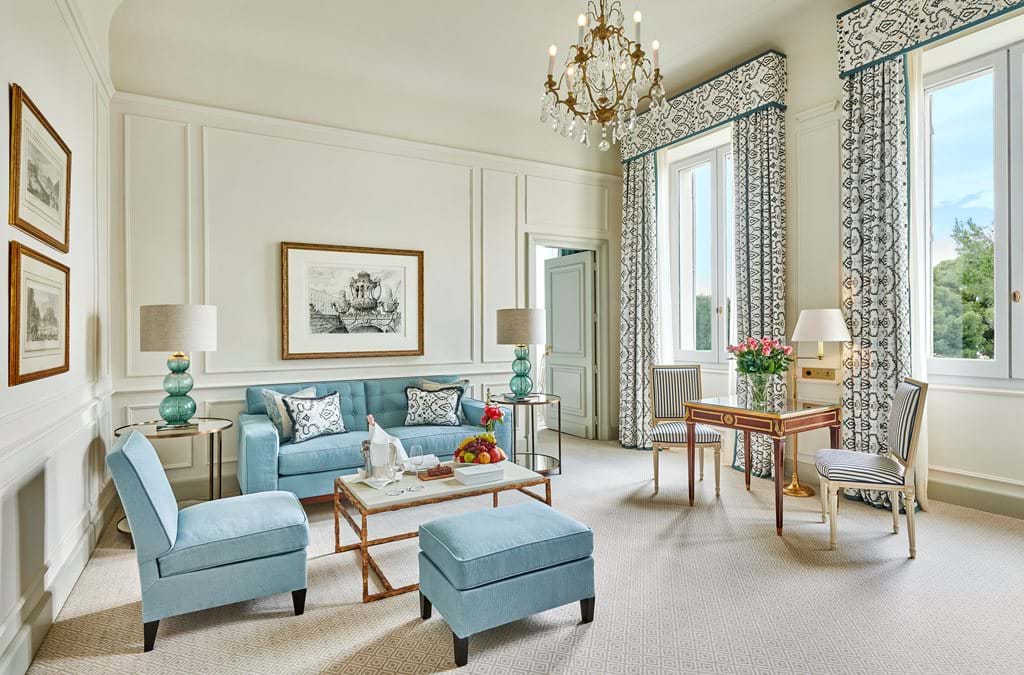 hotel du cap eden roc one bedroom suite4