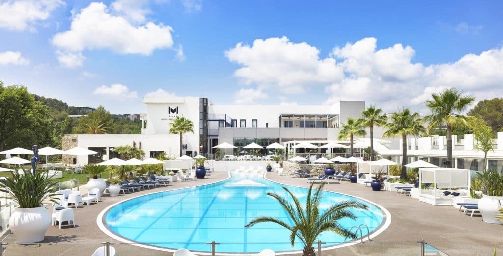 mouratoglou piscine