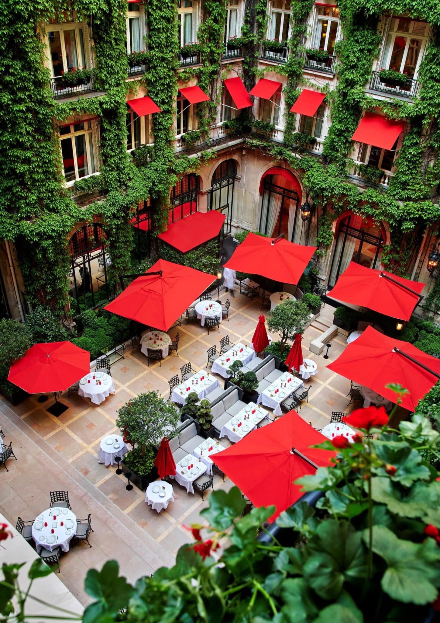 plaza athénée