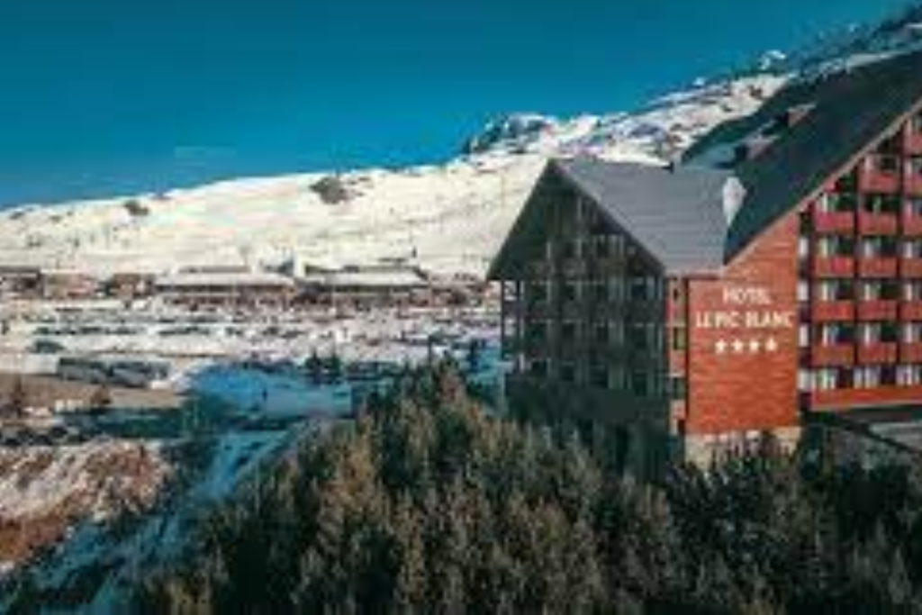hotel seminaire le pic blanc 1