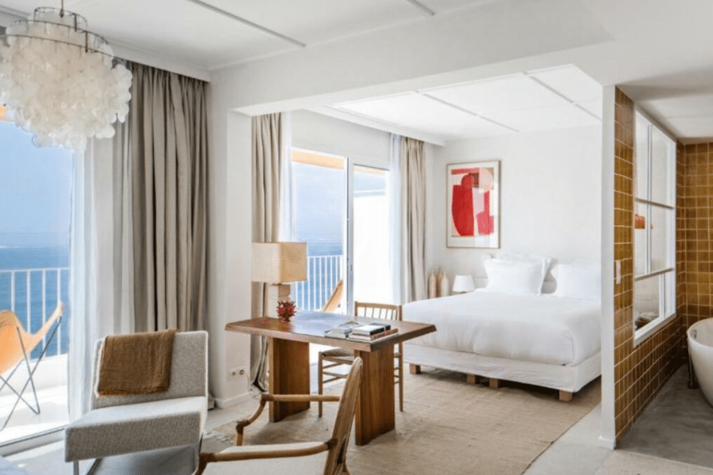 hotel seminaire les roches rouges