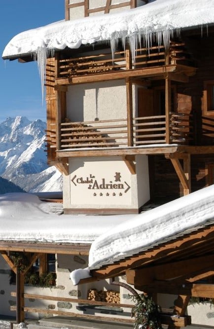 chalet d'adrien en hiver vertical