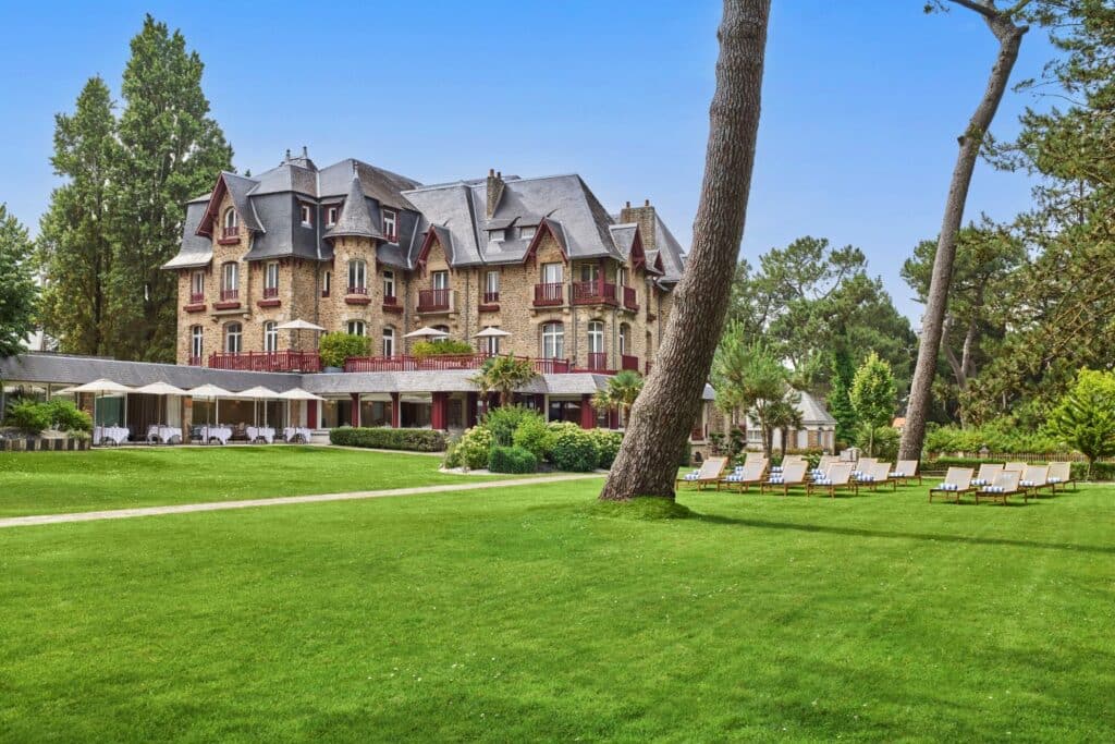 copie de castel marie louise 28811 r