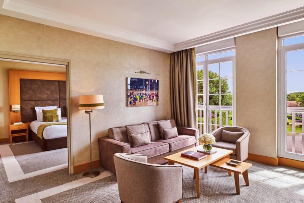 hotel du golf 230 00180 r